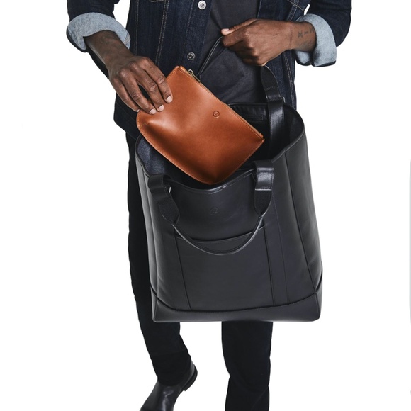 AG Unisex Trina Leather Pouch - Picture 6 of 6